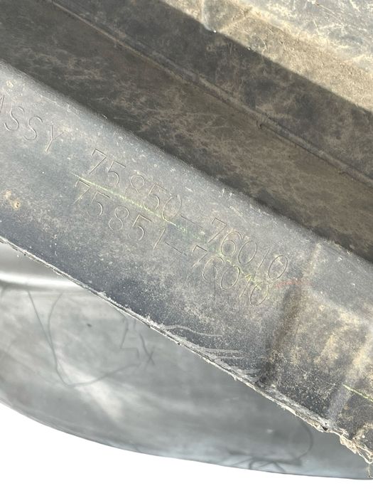 Prag Dreapta Lexus Ct Zwa10_ 2010 - > 75850-76010