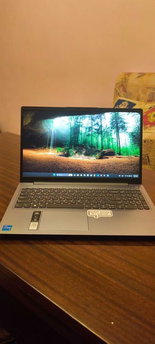 лаптоп Lenovo IdeaPad 3 15" Ultraslim Gen 7