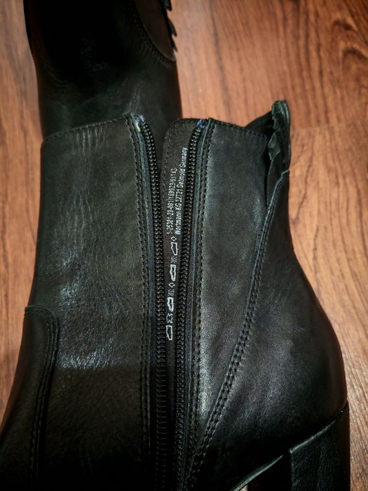 Hови боти на ток Tamaris