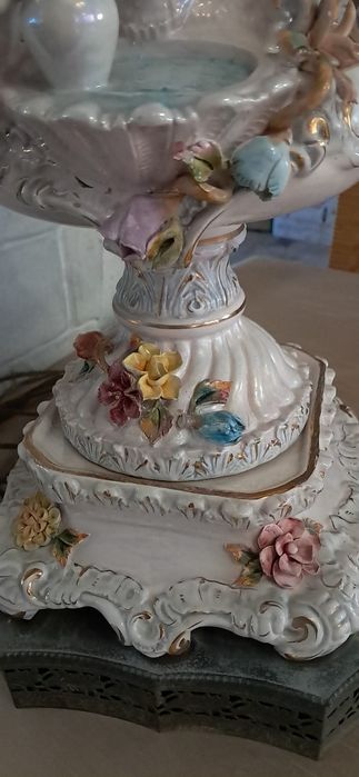 Настолна порцеланова лампа Capodimonte