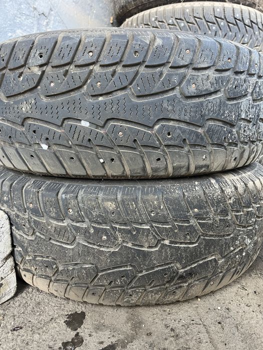 Шины колеса зимние.