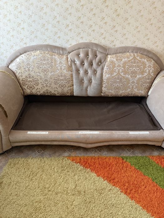 Диван в отличном состоянии