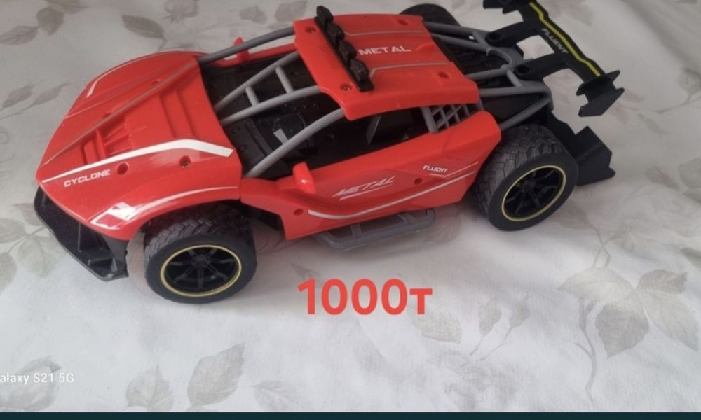 Продам игрушки для мальчика