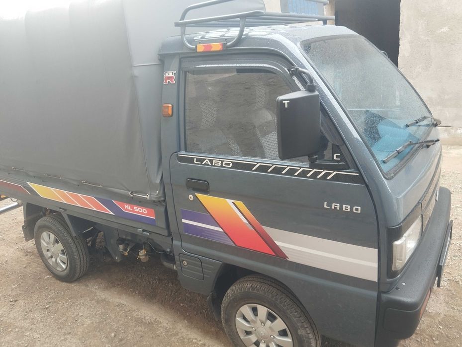 Labo sotiladi hamma joyi tayyor moshina