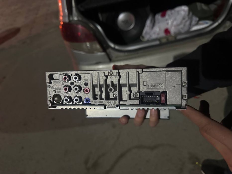 Автомагнитола SONY DSX-B700