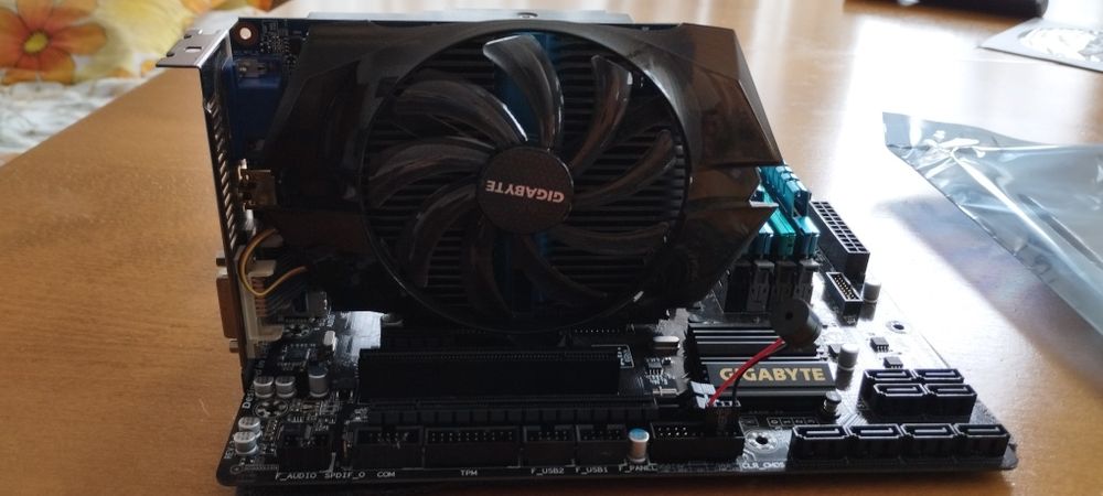 Комплект дъно GIGABYTE GA-F2A88XM-D3H rev. 3.0+процесор+RAM+Видеокарта