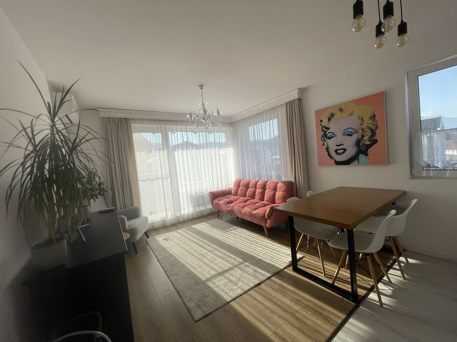 APARTAMENT 3 CAMERE DE VÂNZARE – Rasnov, Brasov | Proprietar