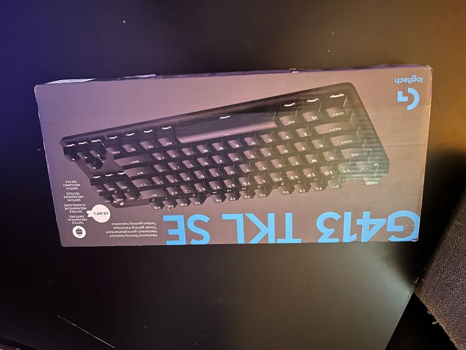 Механична клавиатура Logitech G413 TKL SE