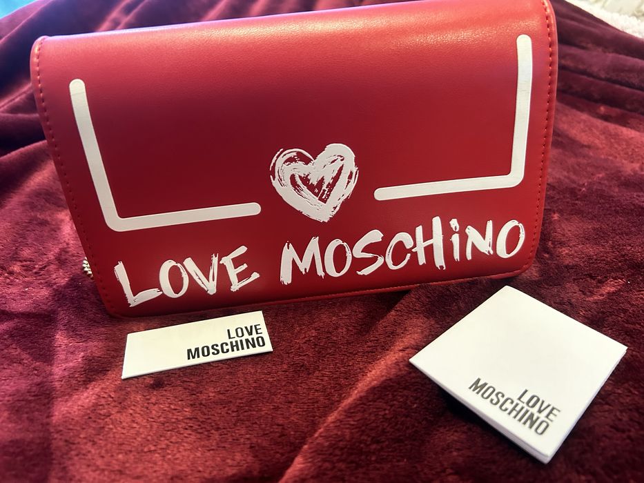 Дамска чанта Love Moschino