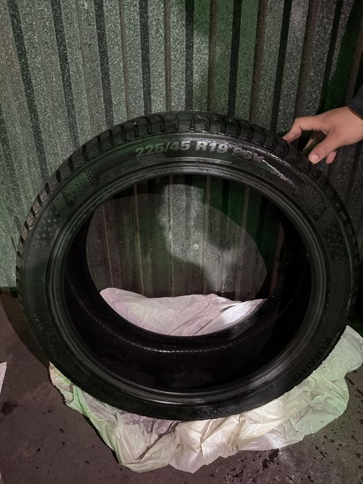 225/45/19 KUMHO Made in Korea
