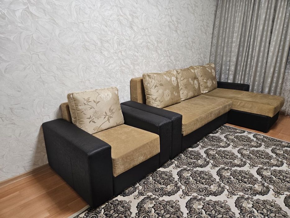 Продам диван в отличном состоянии.Производство Беларусь.