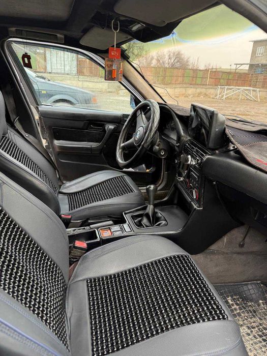 1990жыдғы 2.5газ бензин