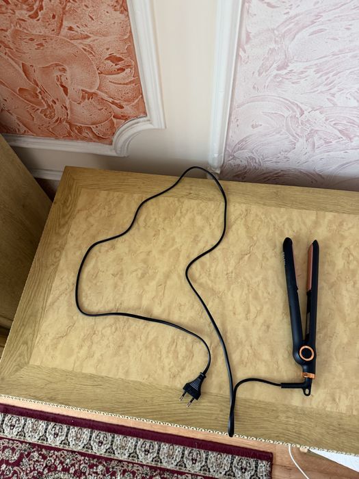 Выпрямитель для волос