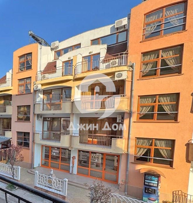 Продава се Тристаен апартамент в с. Равда, Област Бургас - 85 кв.м за 1365 €/кв.м - Снимка #11