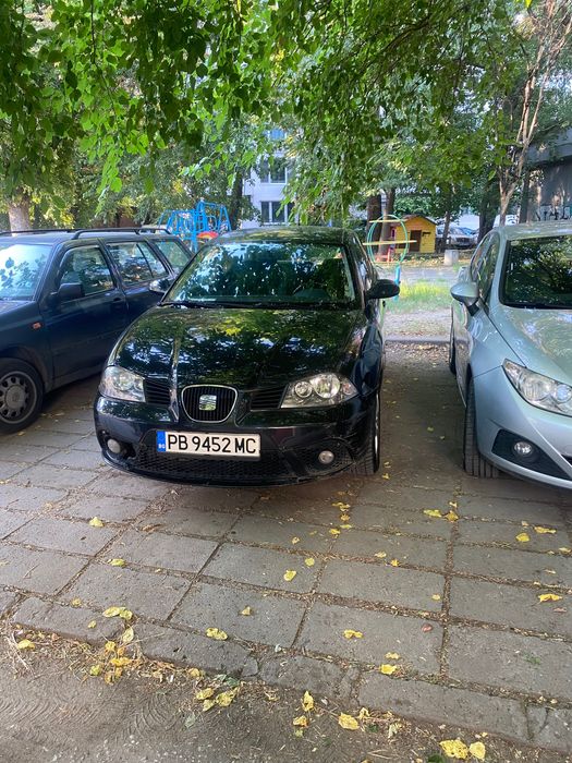 продавам Сеат Ибиза 2007 1.4i 2200 евро