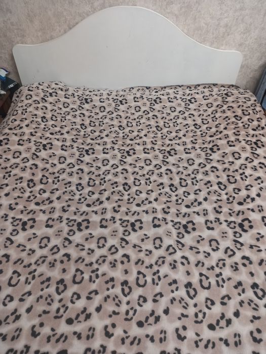 Продам Кровать б/у