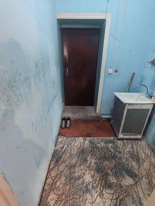 Продаётся через банк 1 комнатная общежития 128000$