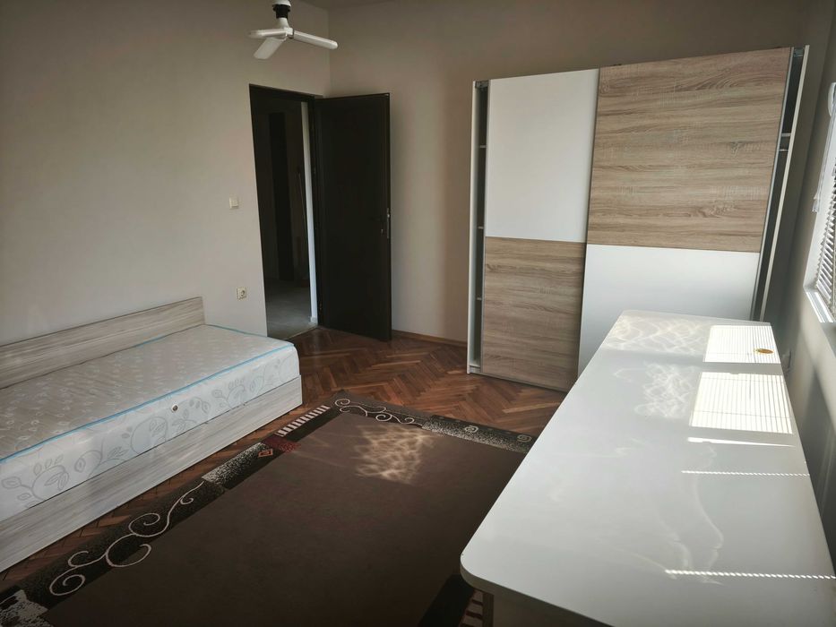 Дава се под наем Тристаен апартамент в Варна, Чайка - 70 кв.м за 700 € - Снимка #13