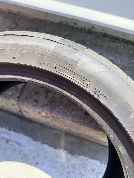 Летни гуми Falken Azenis 4бр. 235/45/18