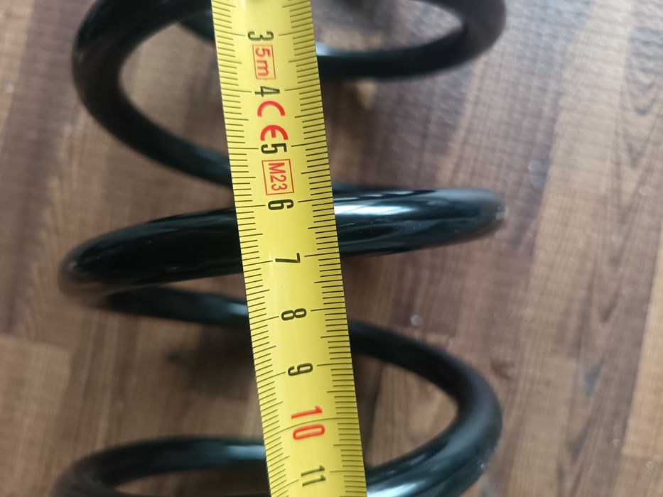 Пружини за Нисан Терано 2 Дълга база Nissan Terrano 2