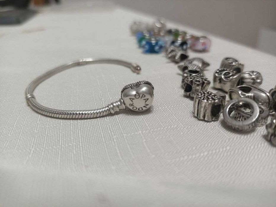 Pandora серебряный браслет с шармами