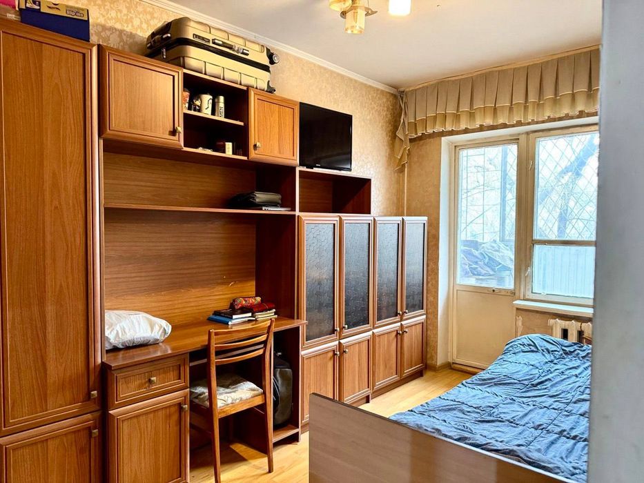 Продам 3/3/4 Новомосковская Старт стадион 77 серия