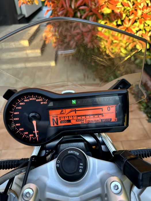 BMW R1200R, Akrapovic, Cutii BMW, Keyless, 2 parbrize, Cauciucuri noi