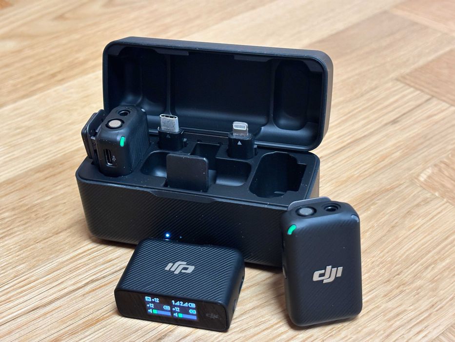 Lavaliere Wireless DJI Mic (2 TX + 1 RX + Carcasă Încărcare)