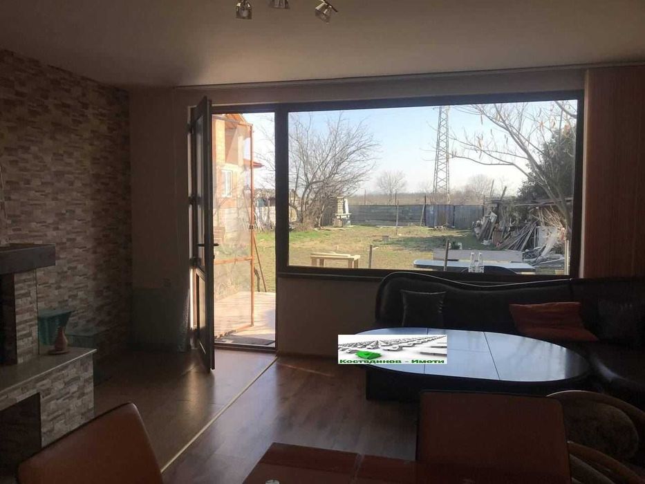 Дава се под наем Къща в с. Златитрап, Област Пловдив - 80 кв.м за 714 € - Снимка #4