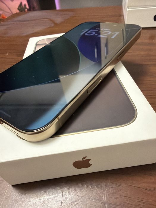Iphone 16 Pro Gold 256Gb Full Box 93% baterie