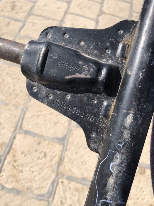 Домкрат оригинал лупарик W210