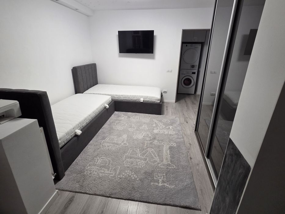 Vând apartament et.2 din 4