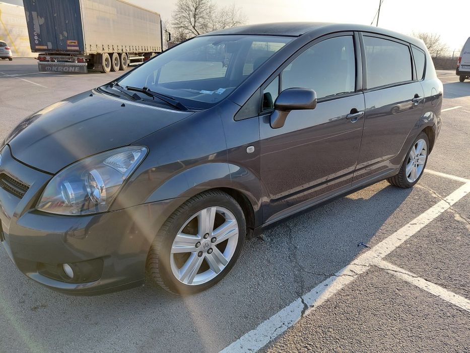 Тойота Версо 2007