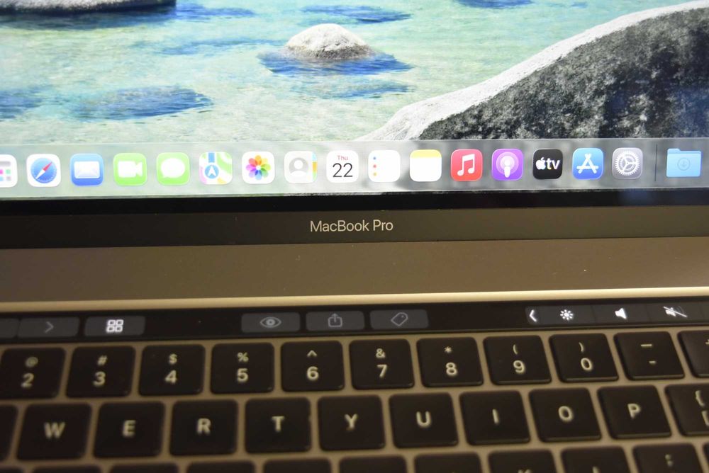 MacBook Pro (16-inch, 2019) I9 32 GB RAM 1 TB SSD