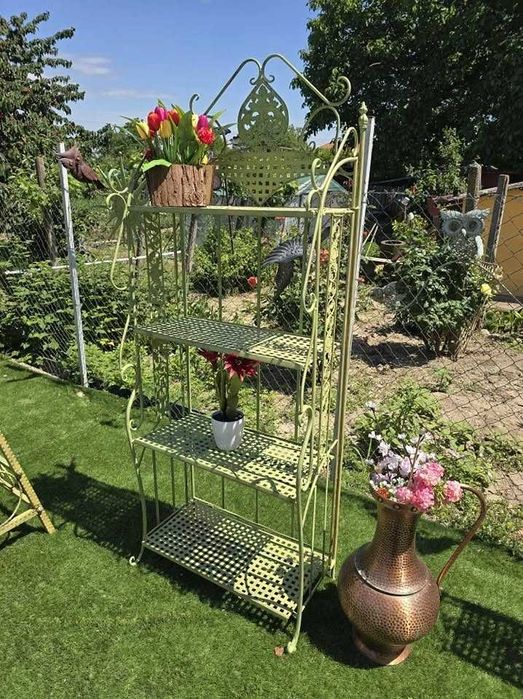 Rastel metalic pentru flori,e