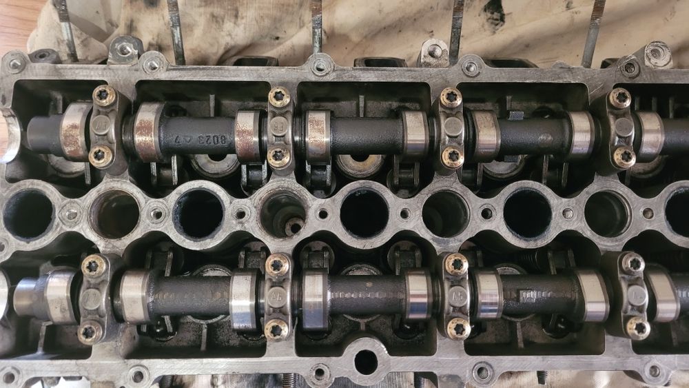 Оборудвана глава м57 бмв е60 530д 218 к.с.