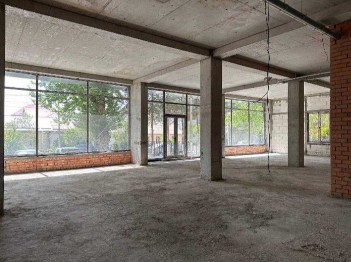 Нежилое помещение 319 м² Ку́кча Мечеть под Бизнес