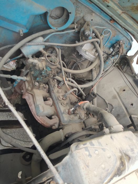 Gaz 52 mator qilingan