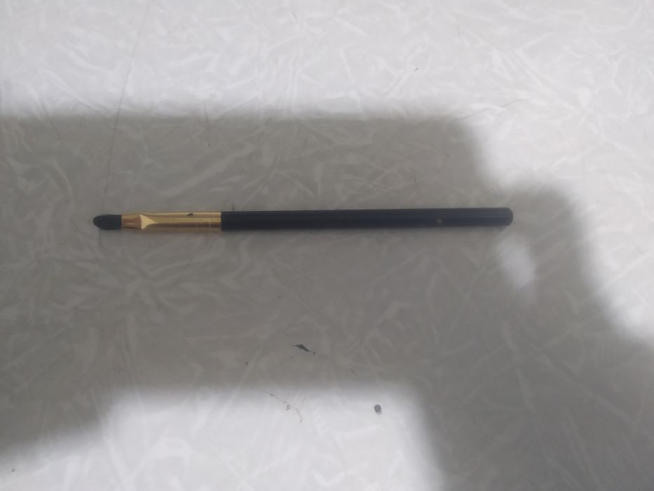 Кисть для помады