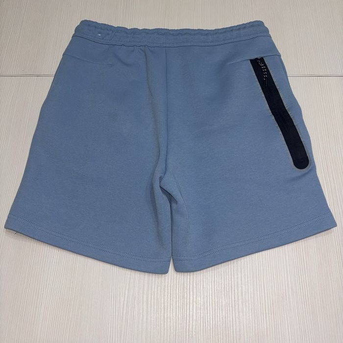 Pantaloni Scurti NIKE Tech