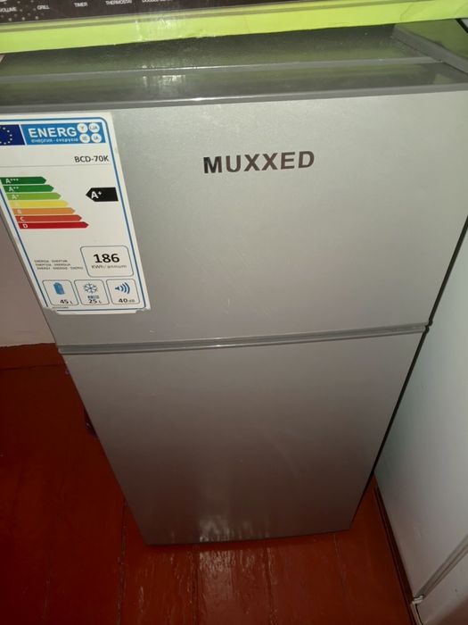 Мини холодильник 86см