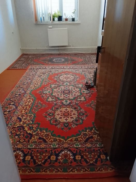 Кілем сатамын 2 шт