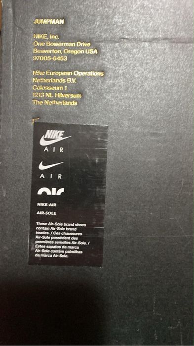 Jordan True Flight black/red