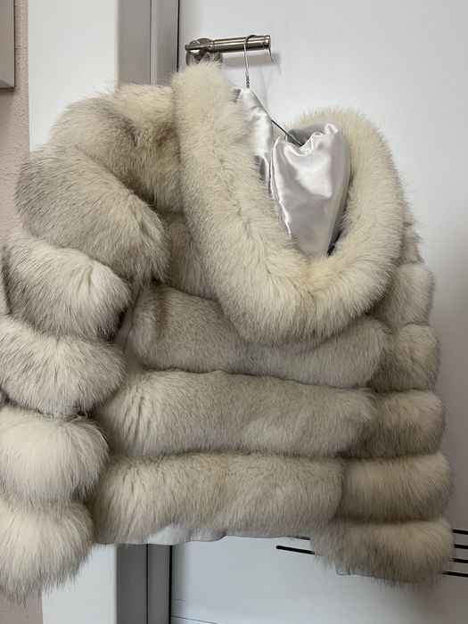 Палто от лисица бяло естествена кожа