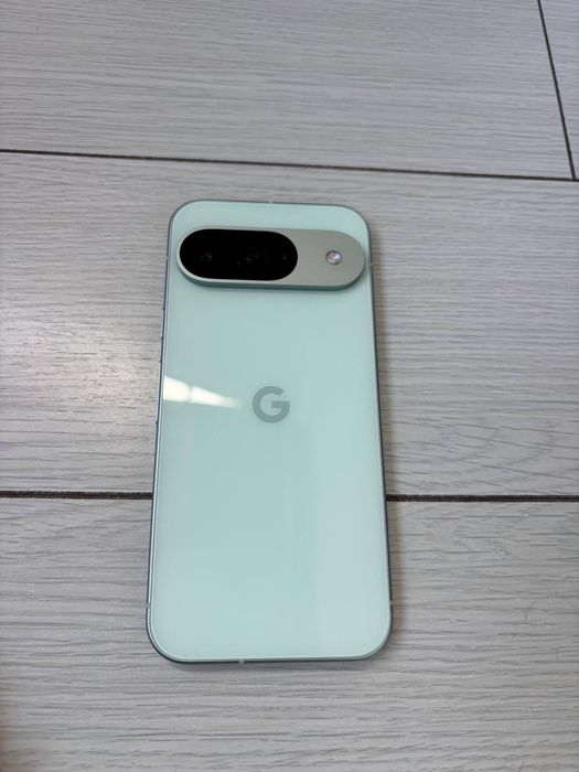 Vând pixel 9 128gb