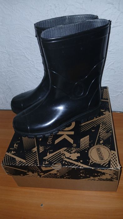 Сапоги резиновые 35 размер