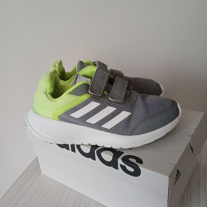 Маратонки Adidas 30 номер