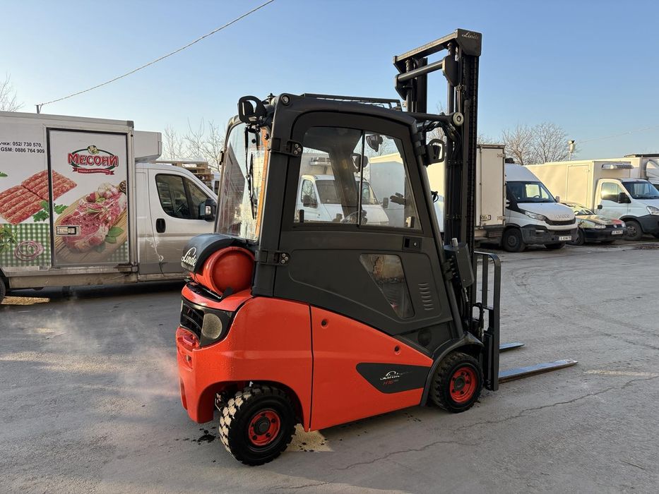Продавам газокар Linde H16