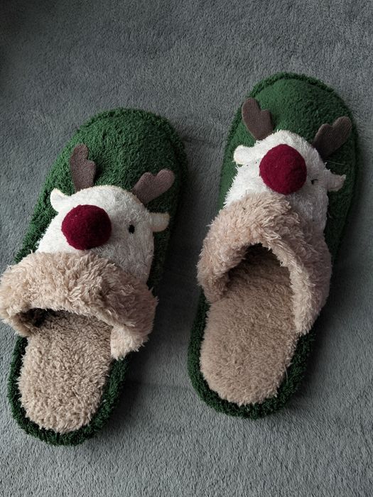 зимние тапочки новые