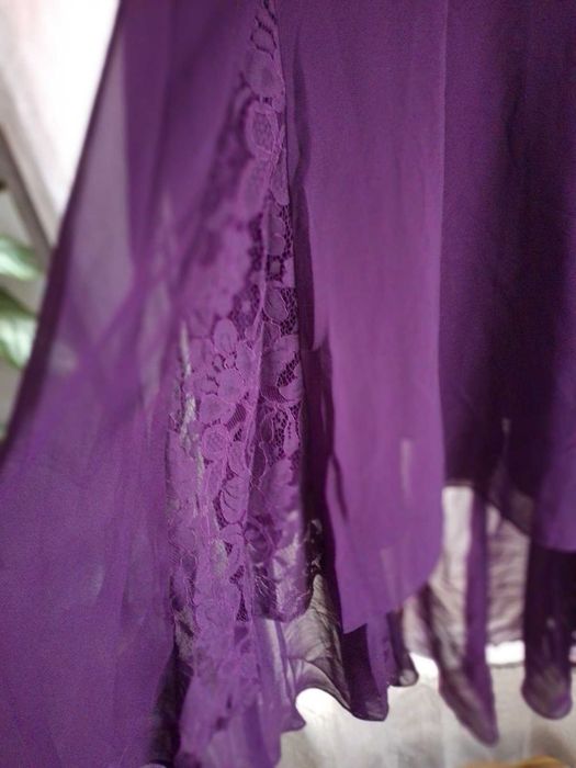 Нова бална рокля